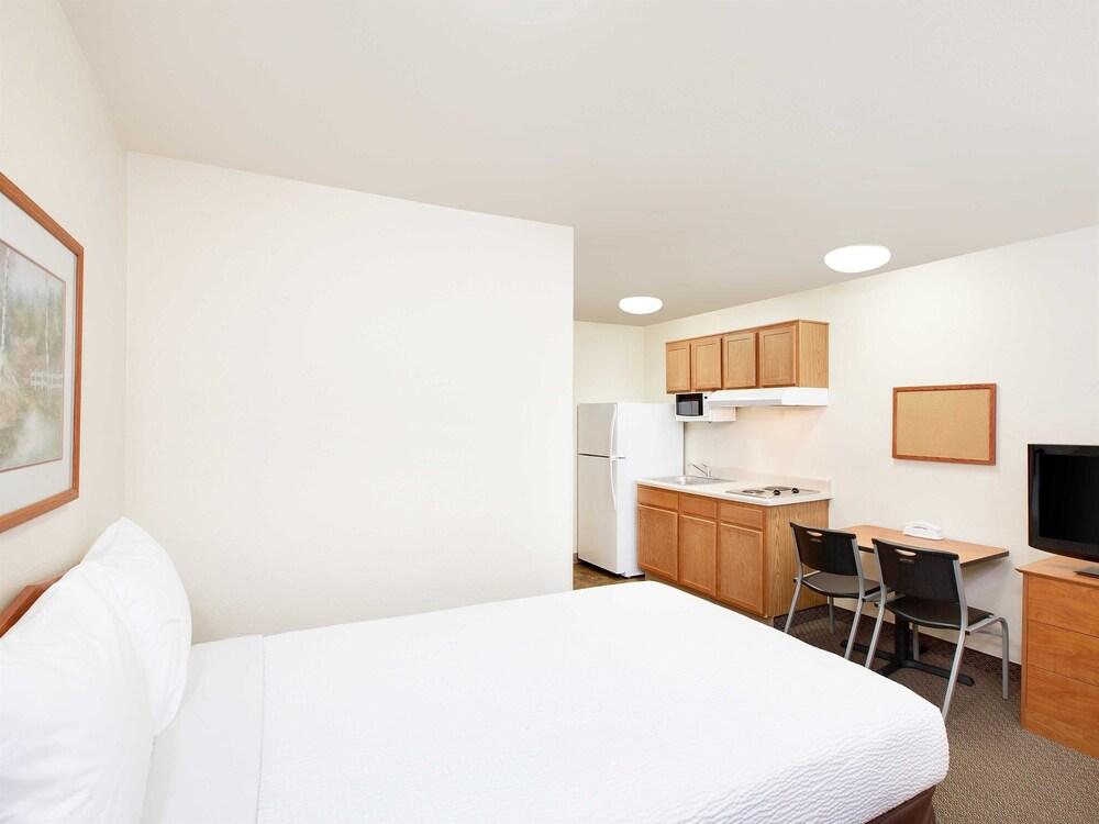 Woodspring Suites Houston I-45 Airtex מראה חיצוני תמונה