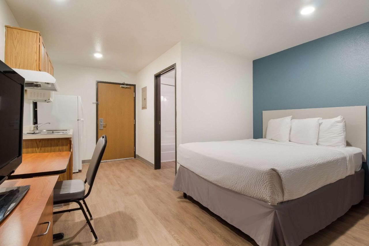 Woodspring Suites Houston I-45 Airtex מראה חיצוני תמונה